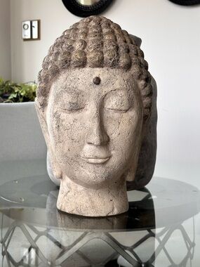 Pier 1 Buddha Head Sculpture - Neutral Stone Finish Home Art